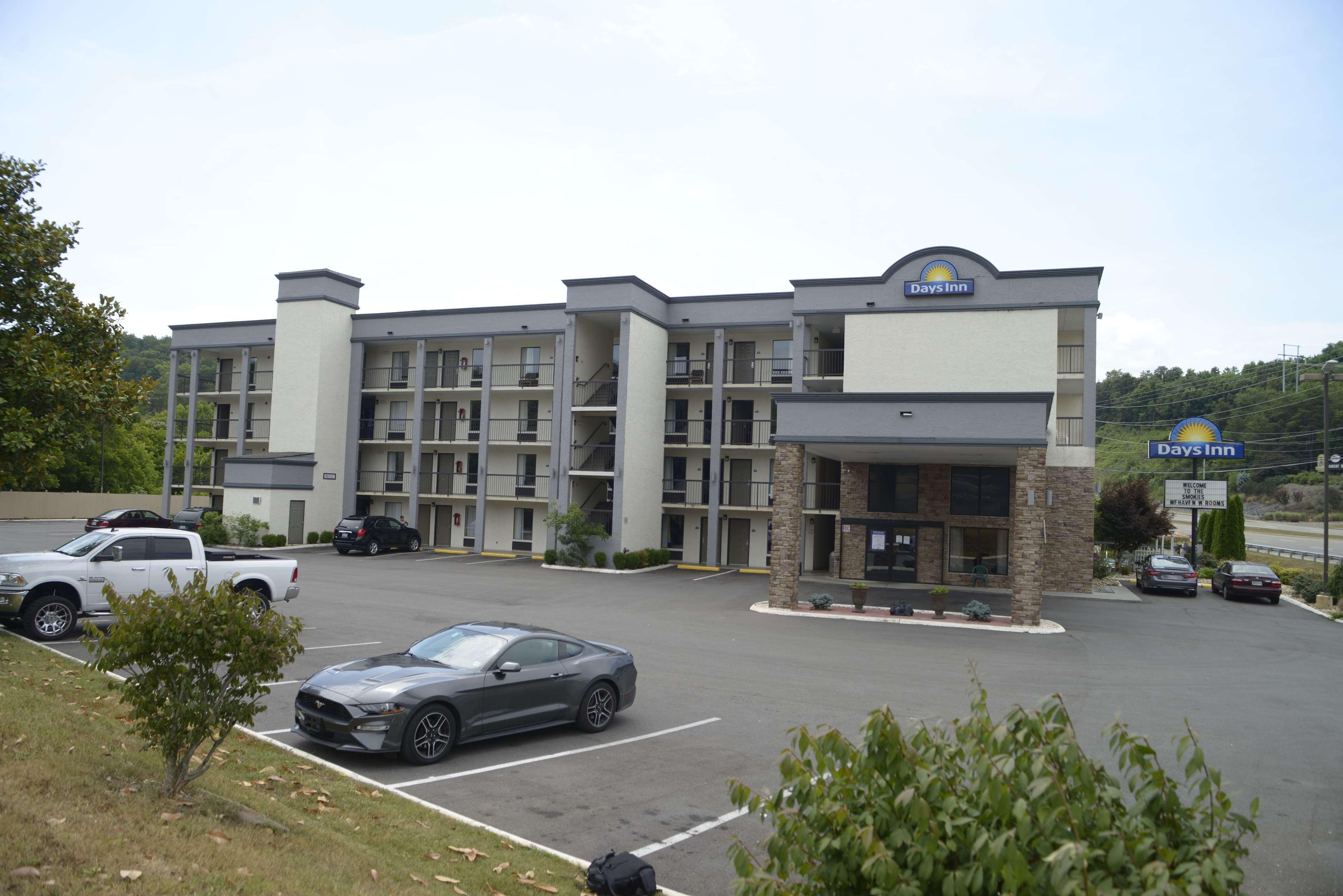 Days Inn By Wyndham Kodak/Sevierville Intrstate Smokeymntns Exterior photo